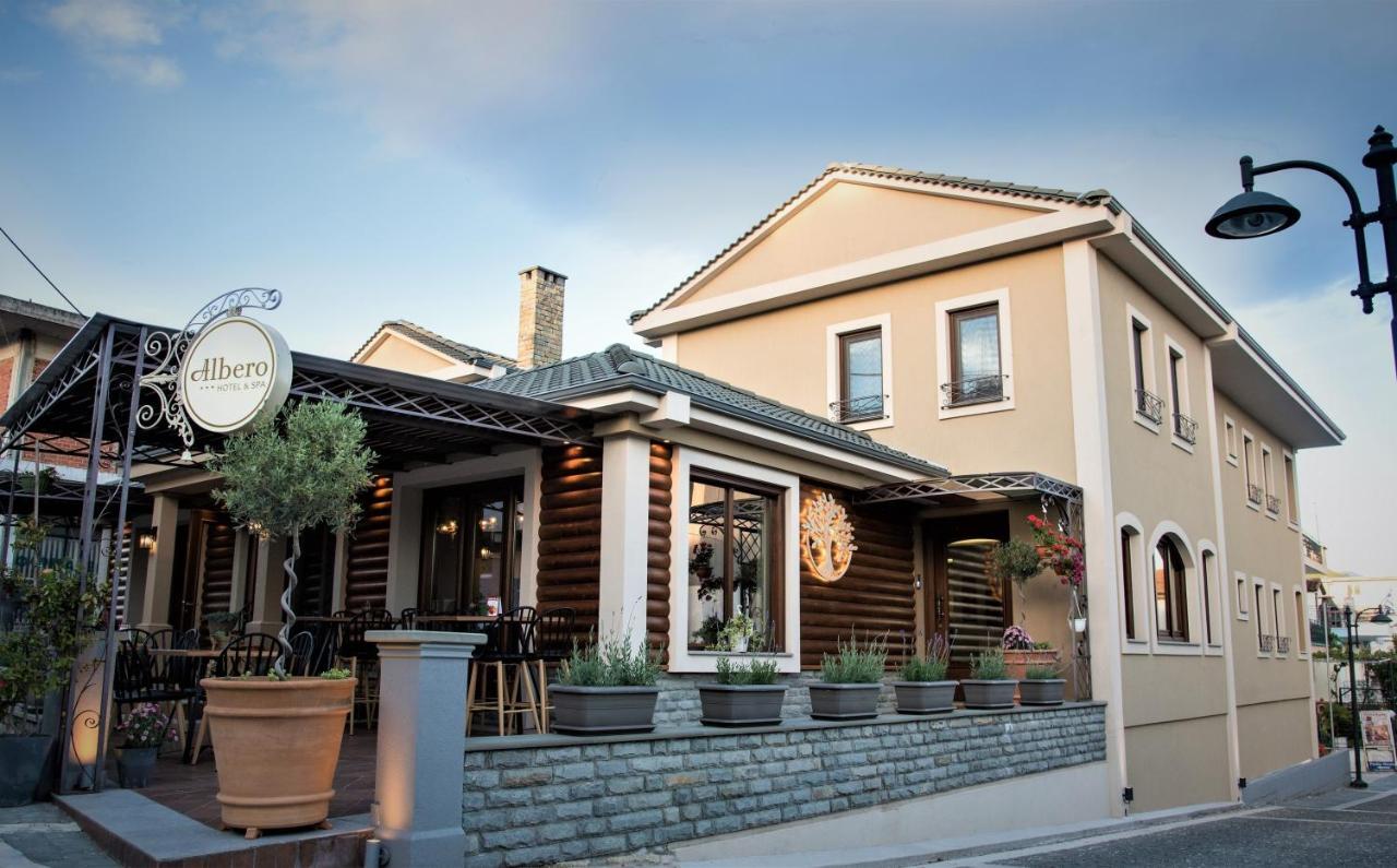 Albero Hotel Perama  外观 照片