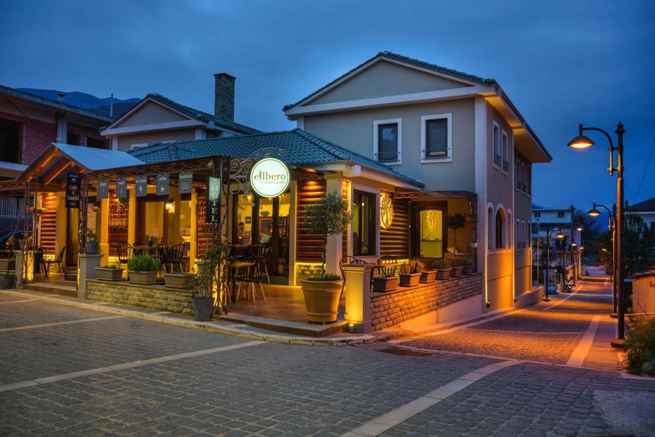 Albero Hotel Perama  外观 照片