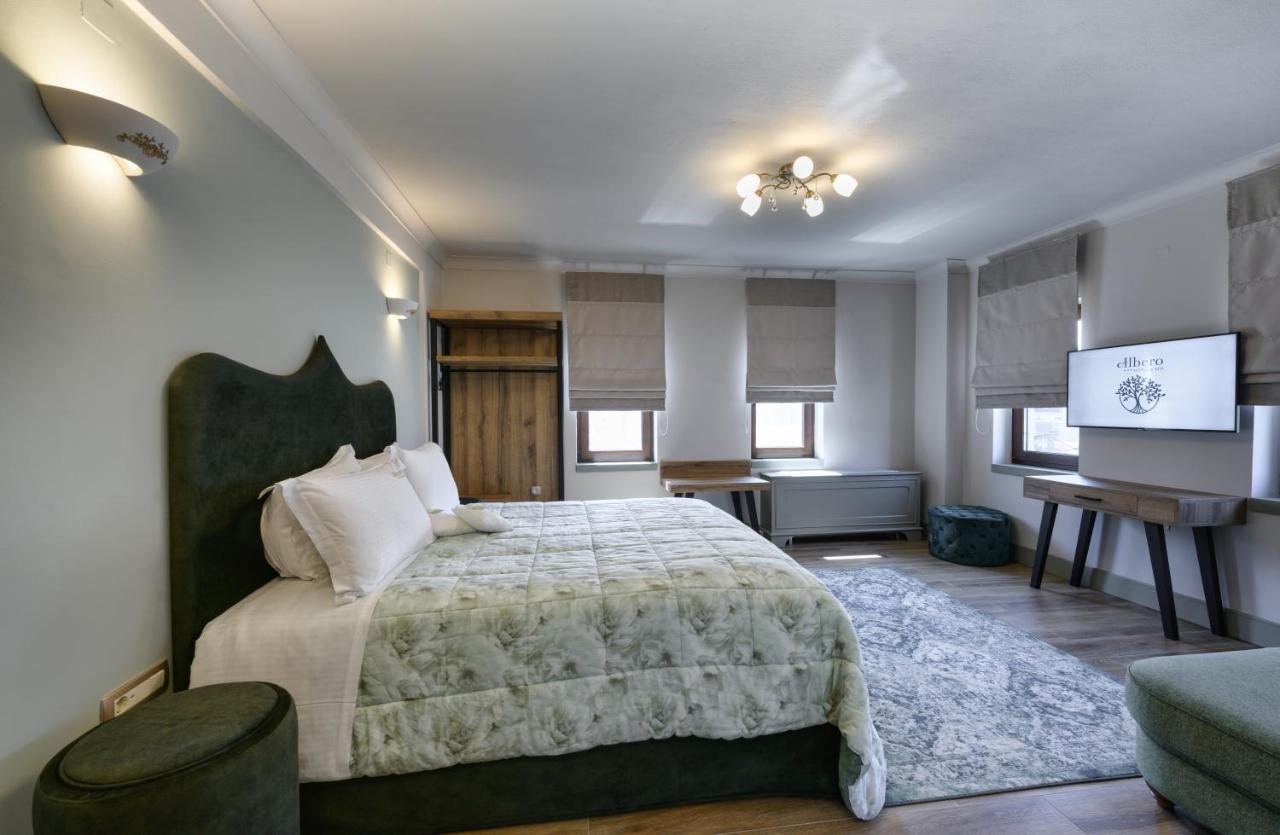 Albero Hotel Perama  外观 照片