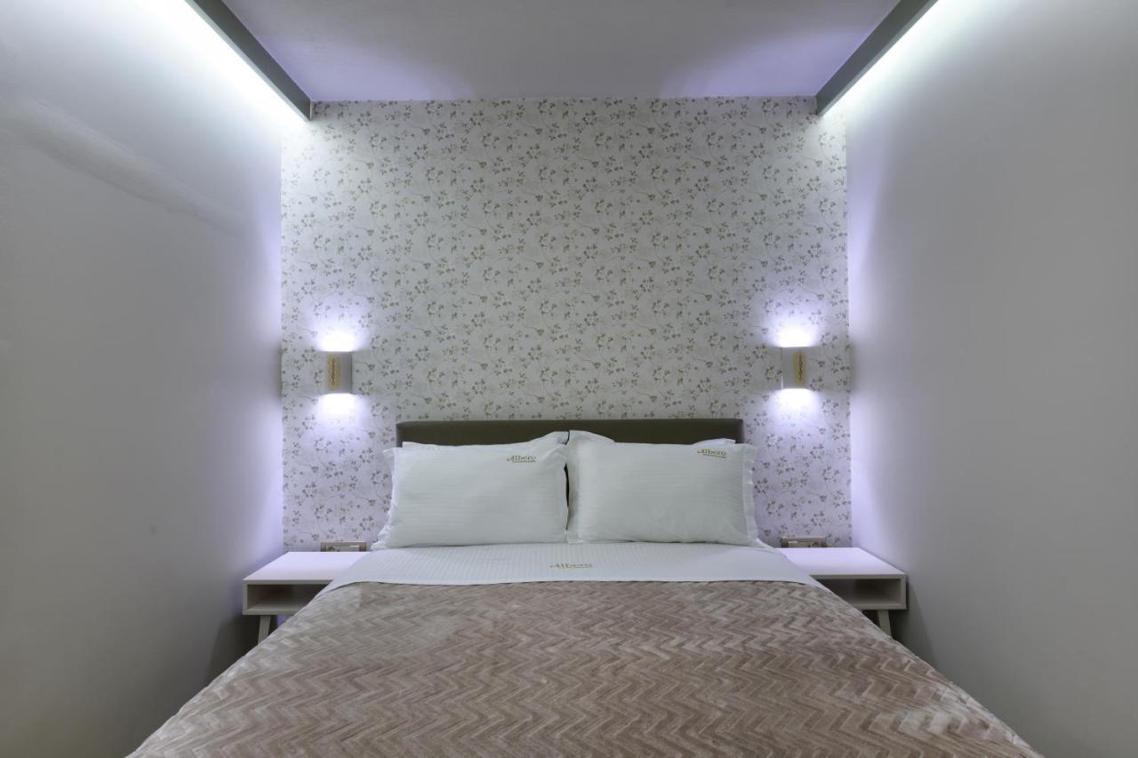 Albero Hotel Perama  外观 照片