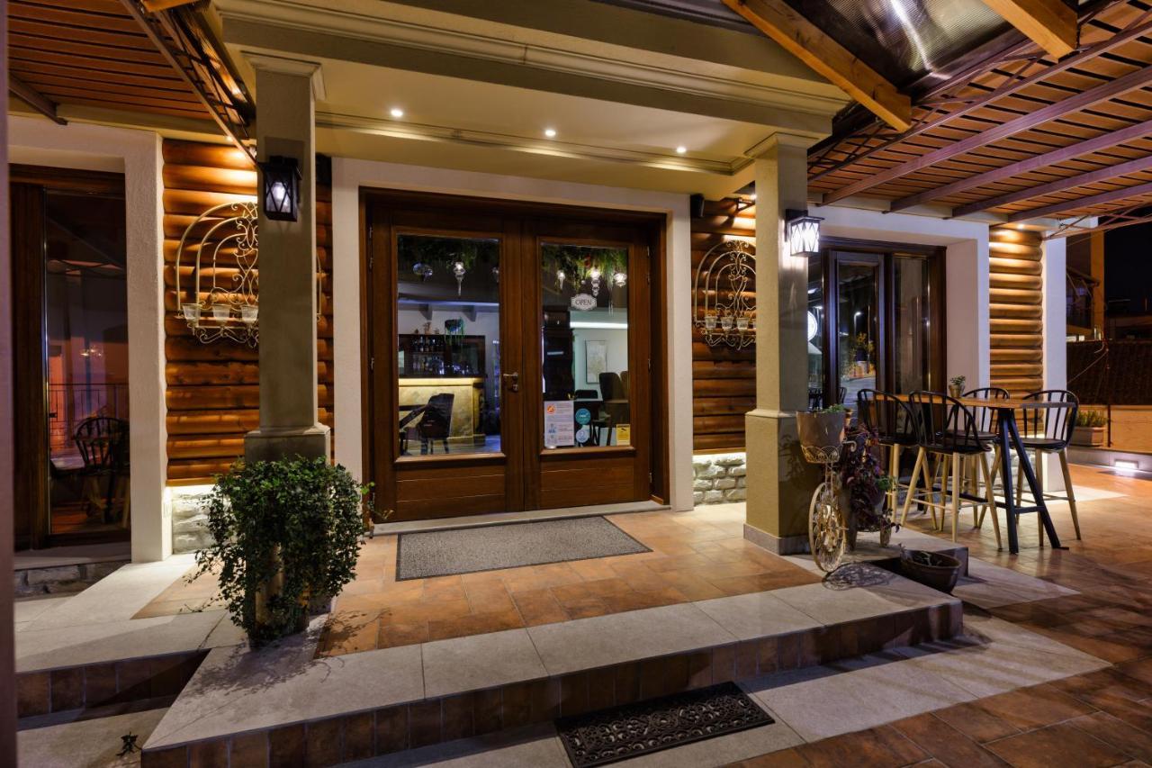 Albero Hotel Perama  外观 照片