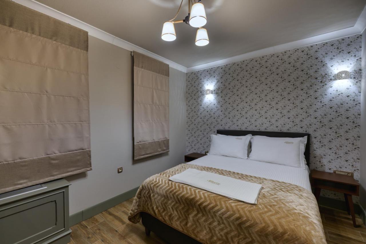 Albero Hotel Perama  外观 照片