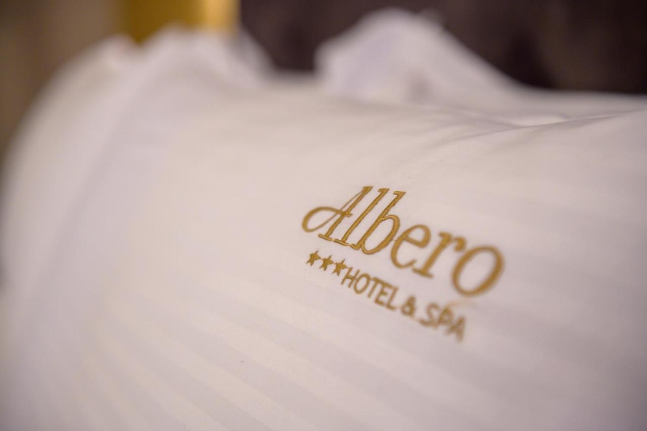 Albero Hotel Perama  外观 照片