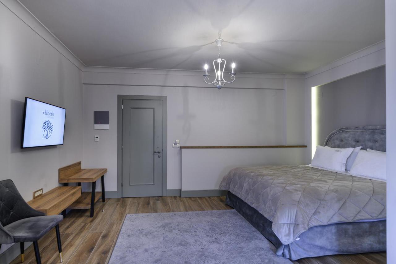 Albero Hotel Perama  外观 照片
