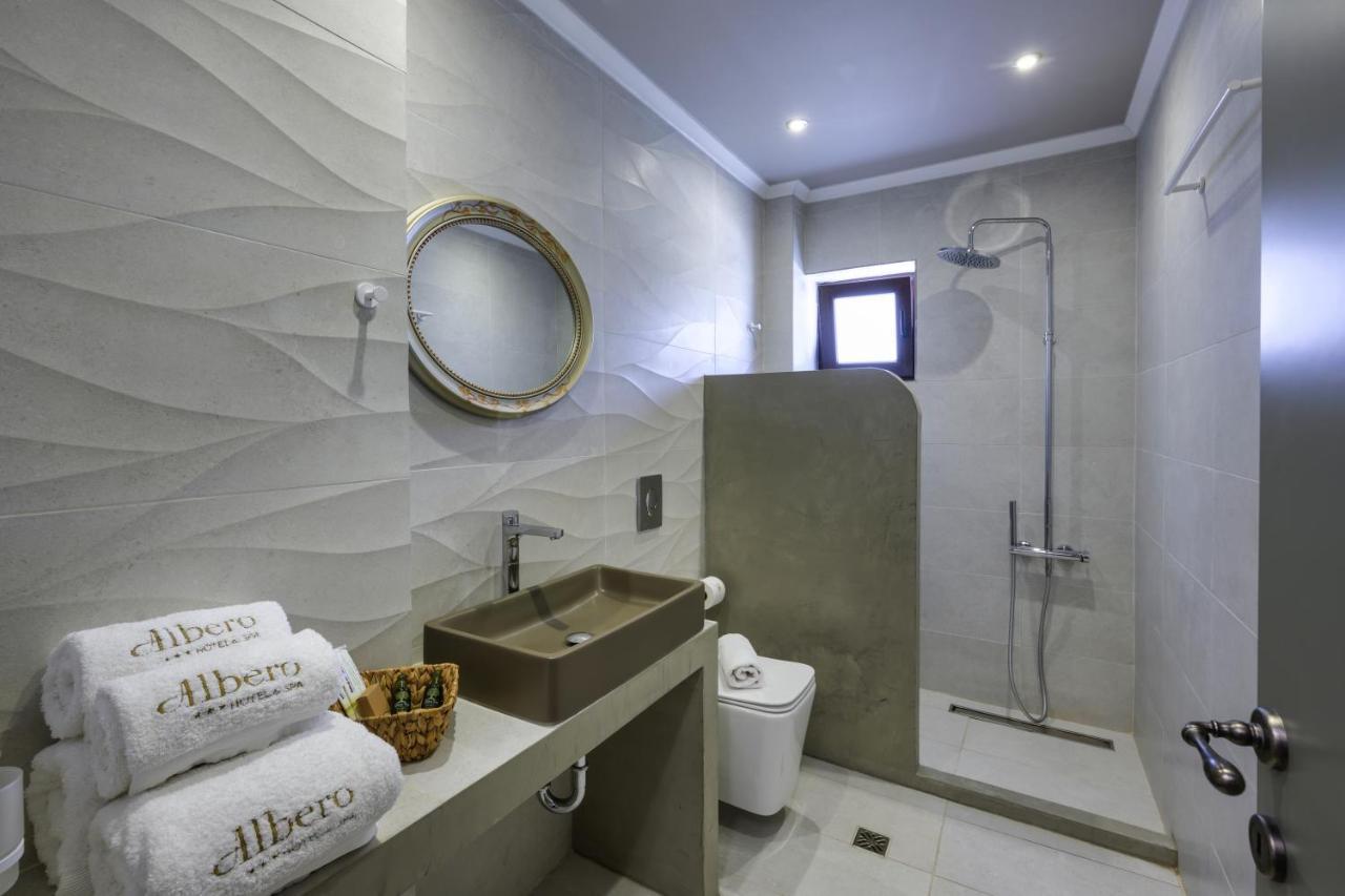 Albero Hotel Perama  外观 照片