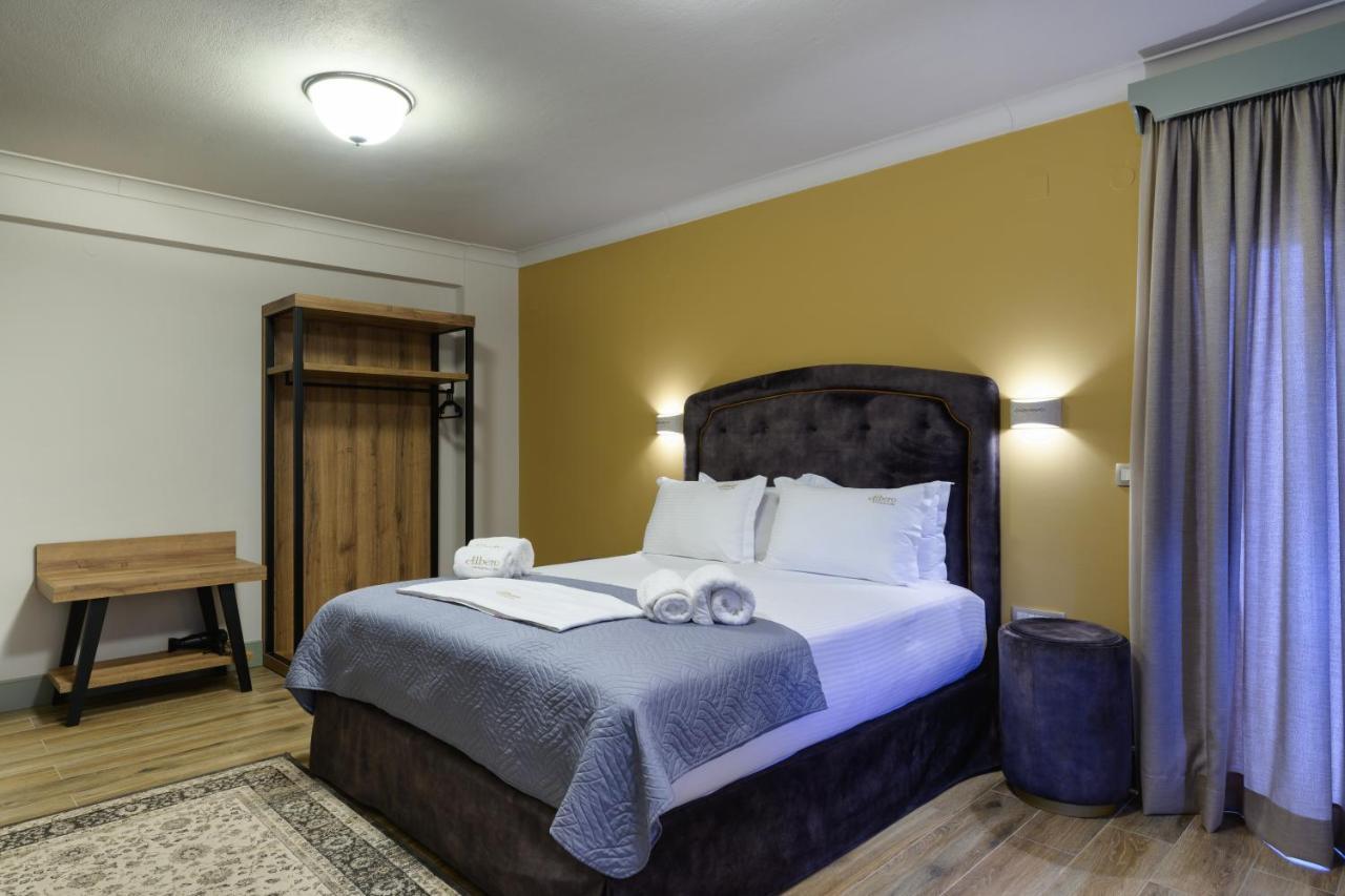 Albero Hotel Perama  外观 照片