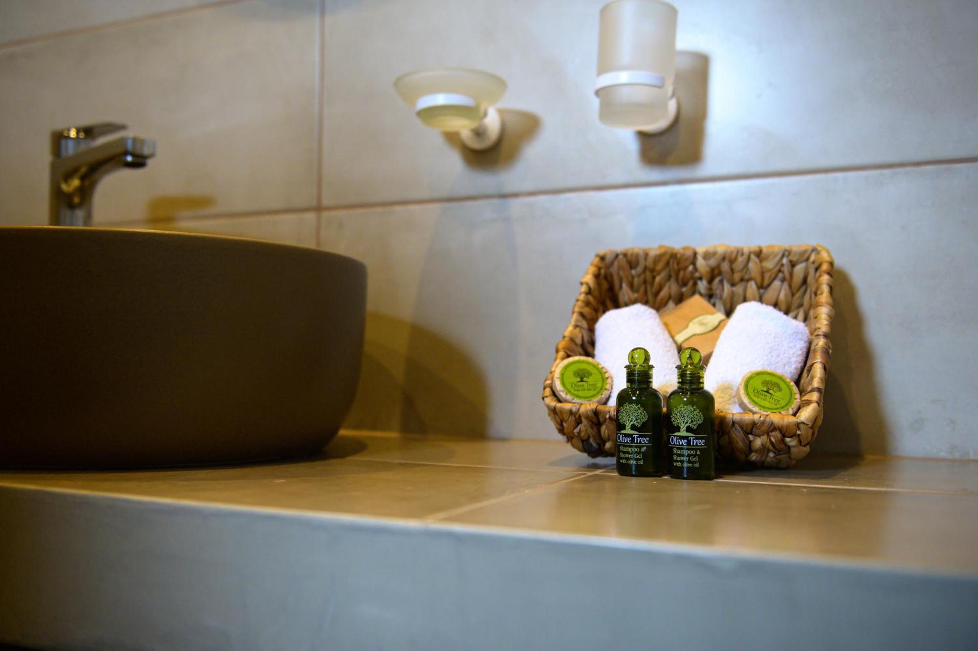Albero Hotel Perama  外观 照片