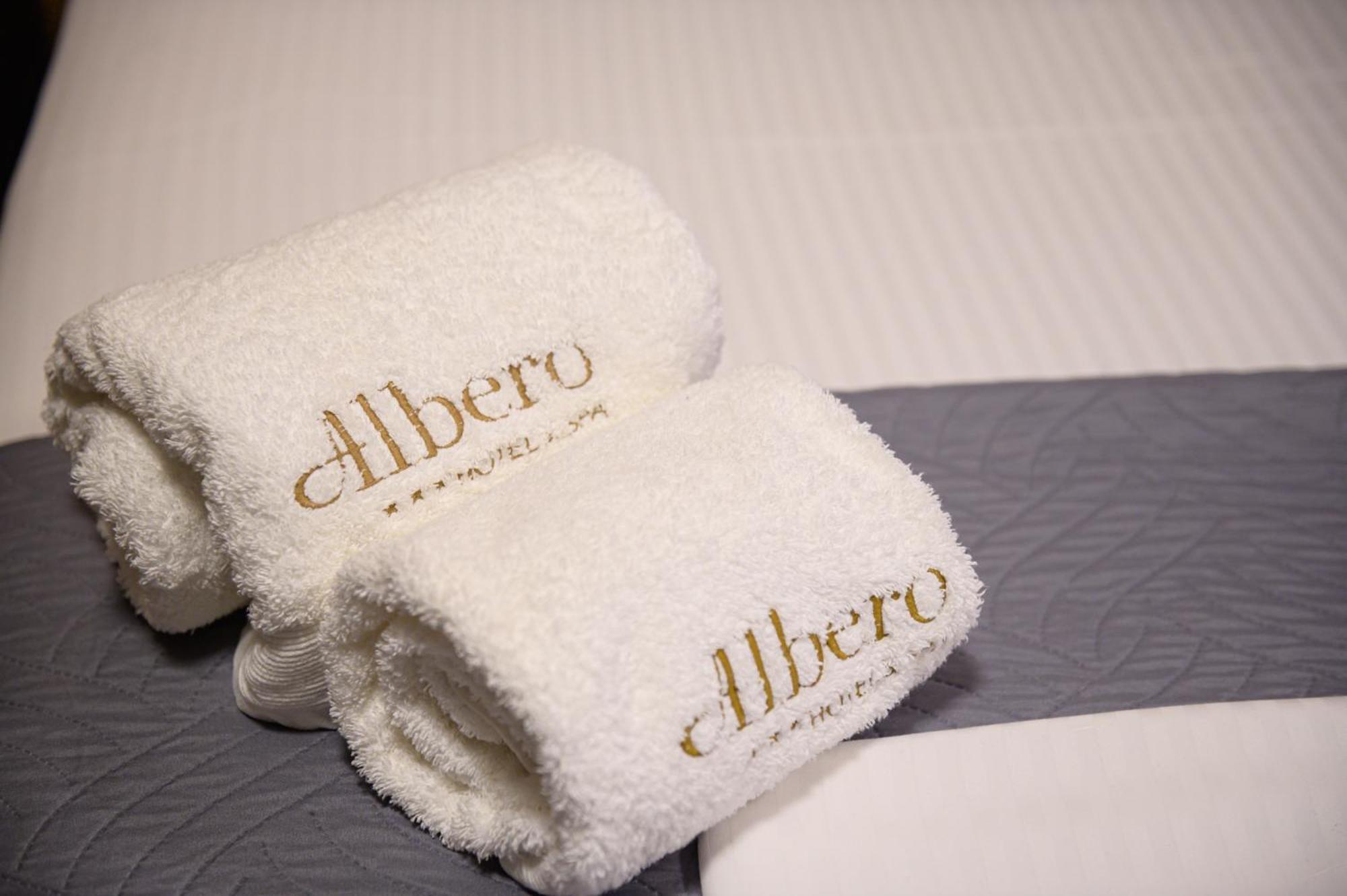 Albero Hotel Perama  外观 照片
